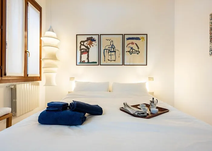 Marco's House - Stayinvenice شقة البندقية