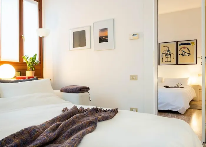 Marco's House - Stayinvenice شقة البندقية